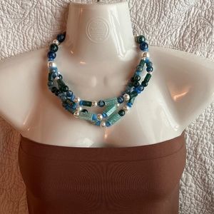 VINTAGE (1988) AVON SOUTH OF FRANCE NECKLACE